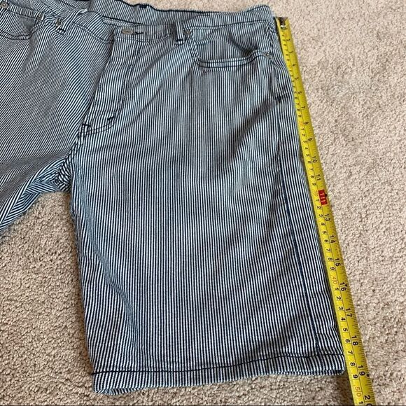 Levi’s 505 navy blue white striped denim shorts Sz 33 - Picture 9 of 9